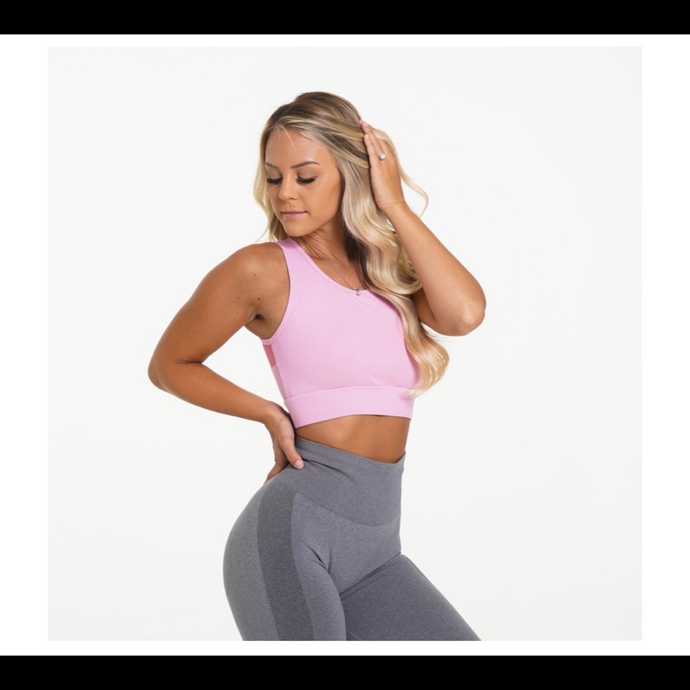 Nvgtn mesh top